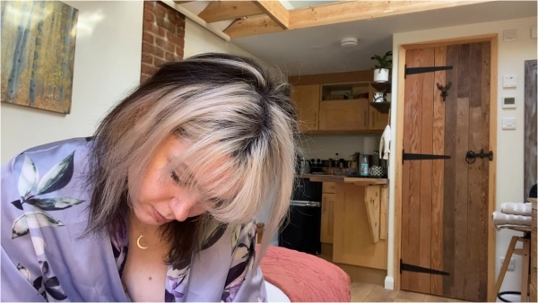 Delilah Jynx - Ignoring you while you beg for attention