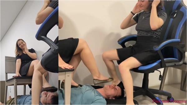 Pain And Pressure - 34 Anya And Beatriz Face Trampling With Ballet Flats Custom Clip