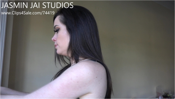 Jasmin Jai Studios - Sneezing For You