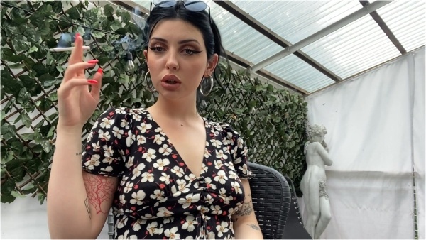 Mistress Glamorous - Casual Smoking POV & Dirty Feet