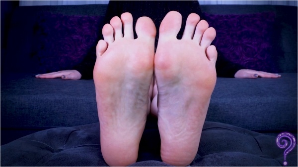 The Goddess Clue - Foot Induced IQ Reduction 4K