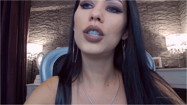 Mistress Lexa - Smoking Cigar Domme Ritual