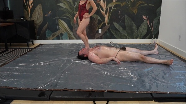 Herculess Domain - Veve Lane Vs Hercules Oil Wrestling For Control
