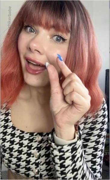 Yourhikerbabe - Sissy With A Tiny Pee Pee audio recording