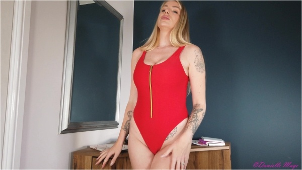 Danielle Maye XXX - Baywatch Swimsuit Zipper Game