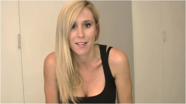 Princess Lyne - Tiny Little Pee Pee