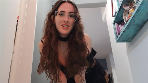 Mistress Maxima - I need you locked all month