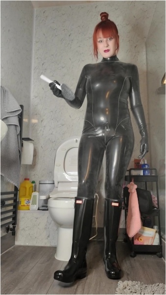Princess Diss - Clean The Toilet For Princess Diss