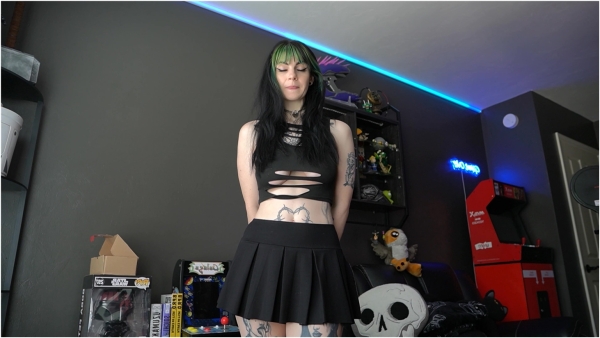 Prettyinpunk92 - I Don't Need To Be Nude To Make You Cum