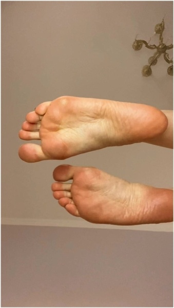 Pandora Princess - FISHNET TEASE bare feet goon edging and denial