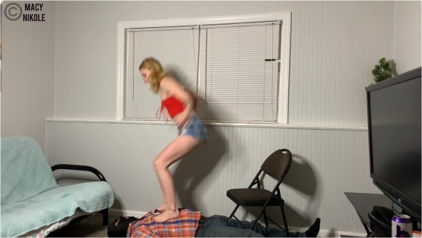 Macy Nikole - Trample Session Macy Nikole ft Sidewalk