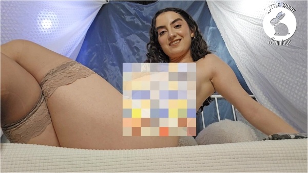 LittleBunnyB - FREE TEASER Giantess step mom Panty Try-On