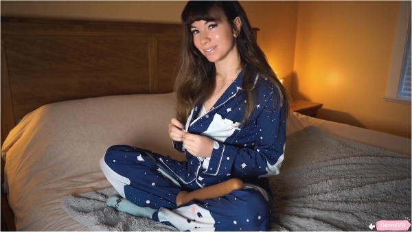 DannyVix - Bestie Dreams You're Bi