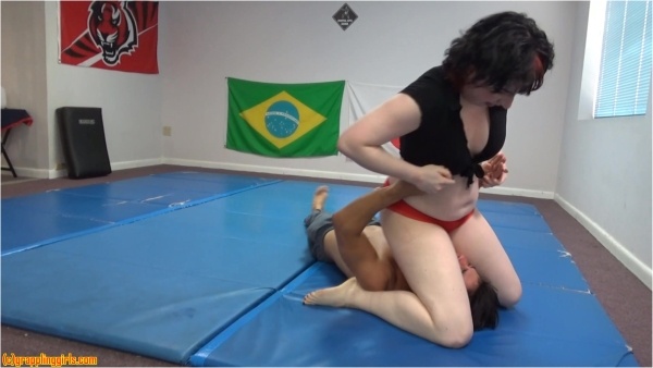 Grappling Girls In Action - Ggsessions221