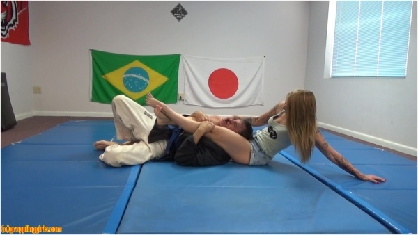 Grappling Girls In Action - Gghotties12