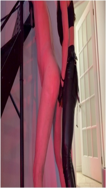 Domina Ava Savage - Fisting good Fun