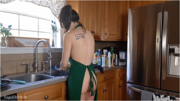 Sage Eldritch - Washing Dishes Nude w Starbucks Apron On