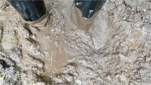 JuliaCrown - BootSlut Training Outdoor Edition