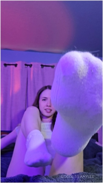 GoddessKayQueen - Pheromone Training 2 - The Toilet Slave