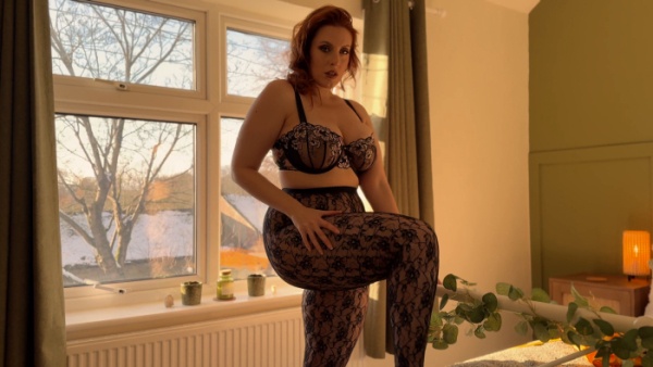 Lady Langford Nylons - Lets Try On - Jonathan Aston Black Floral Net Tights 2160p
