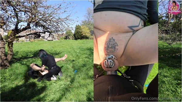 Miss Raven - Garden Pegging