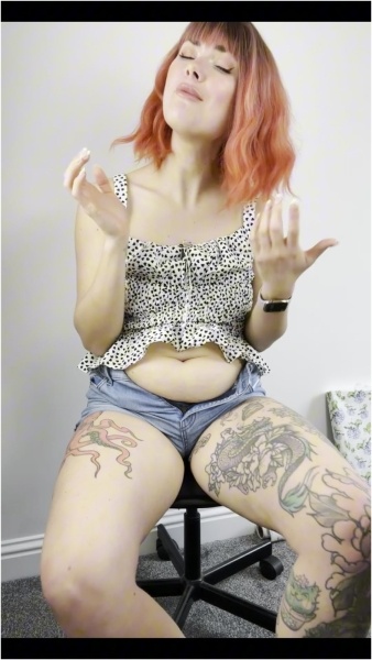 Yourhikerbabe - Vore consumes everyone and everything on vacation