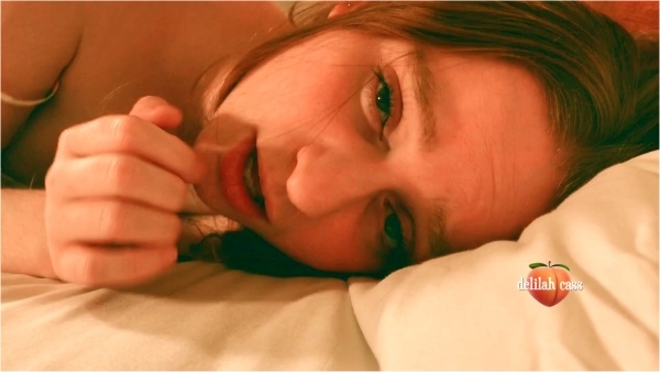Delilah Cass - Cumming Twice with My Fingers and Dildo