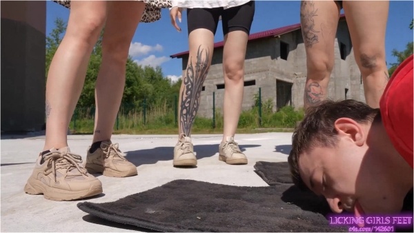 Licking Girls Feet - ALISA and LEONA and SARAH - You are a pathetic loser and we'll humiliate you!