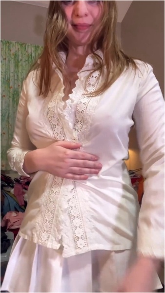 Delilah Cass - Closet Clean Out Tops Edition