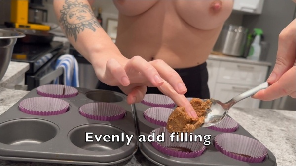bbjademoon - Cooking with Jade - Peanut Butter Cups