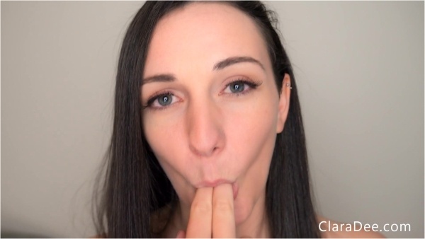 Clara Dee - Finger Sucking JOI With Huge Cum Shot