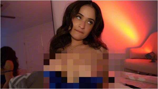 Princess Alexx - Come Look at My Tits