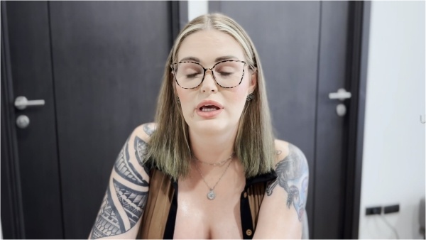 TheGiftOfTaylor - Exposing You To Wife GF
