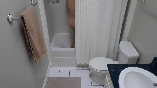Hazel Simone - Teenage step Sister Bathroom Spy Cam