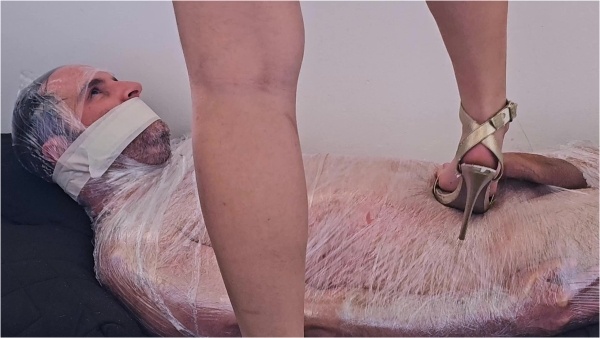 CruelBeauties - 045 Ruthless Trampling No way out - Mummification (4K)