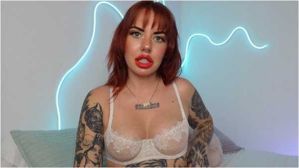 Scarlett Cummings - Gay Bar Night Goes Too Far Say you're Gay BiEncouragement