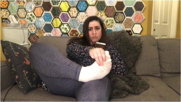 Ladyaislynn - Let Me Itch My Feet On Your Face