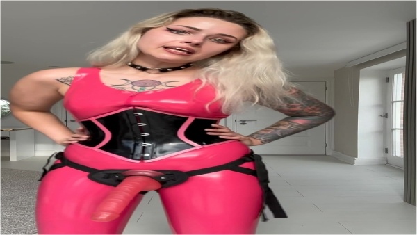 Mistressmercyxox - Barbies Toy