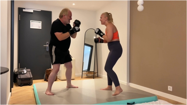 World Of Natalie Pauer - Kickboxing Face Punching Belly Punching Leg Punching